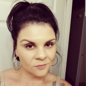 Meet your Posher, Joanna